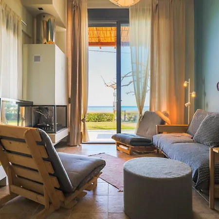 Pelagos Paradise Seafront By Kottas * Kalamítsion