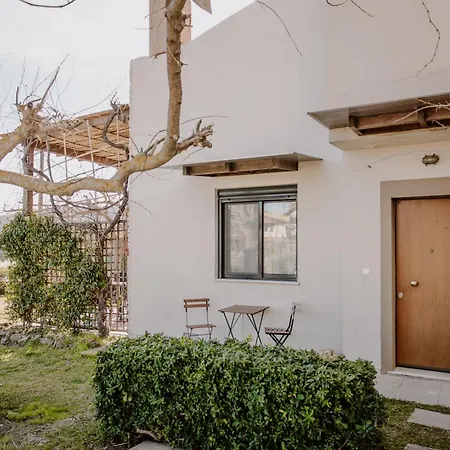 شقة Pelagos Paradise Seafront By Kottas