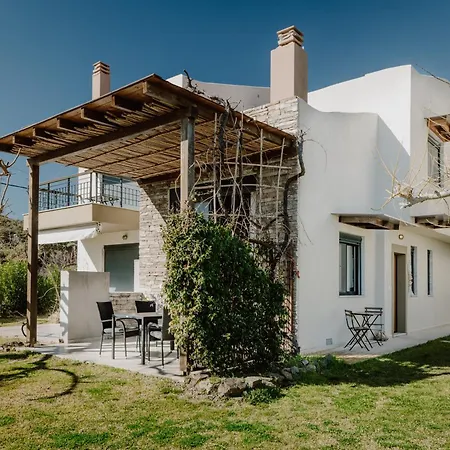 Pelagos Paradise Seafront By Kottas Kalamítsion